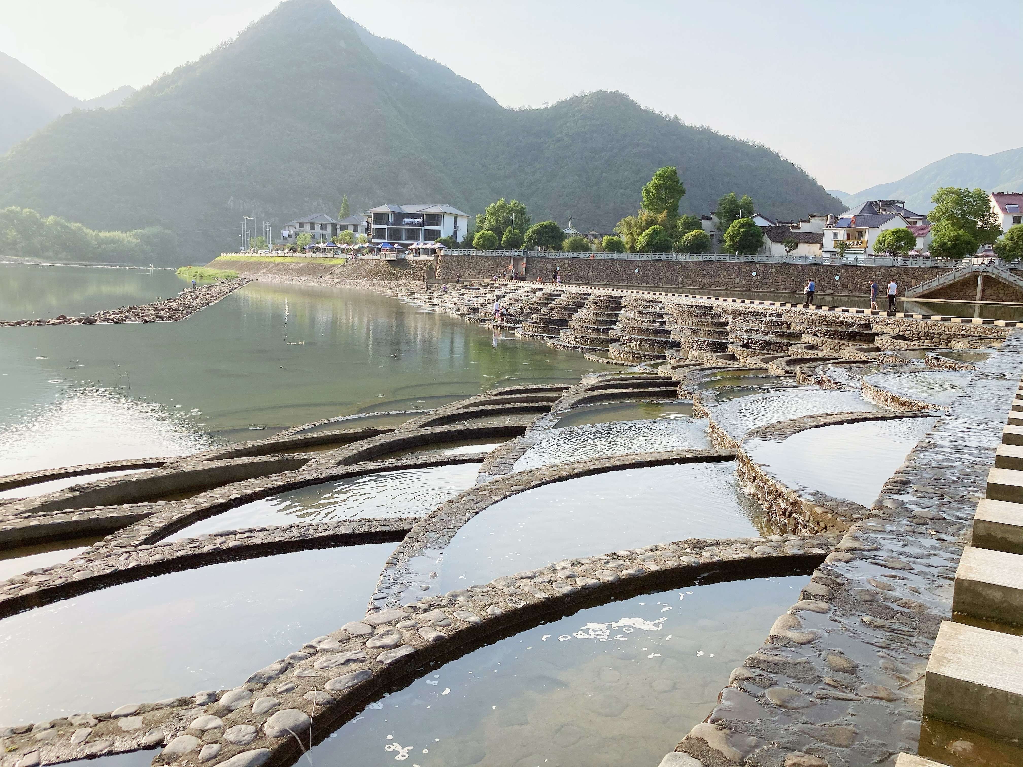 龙鳞坝景区在哪里图片