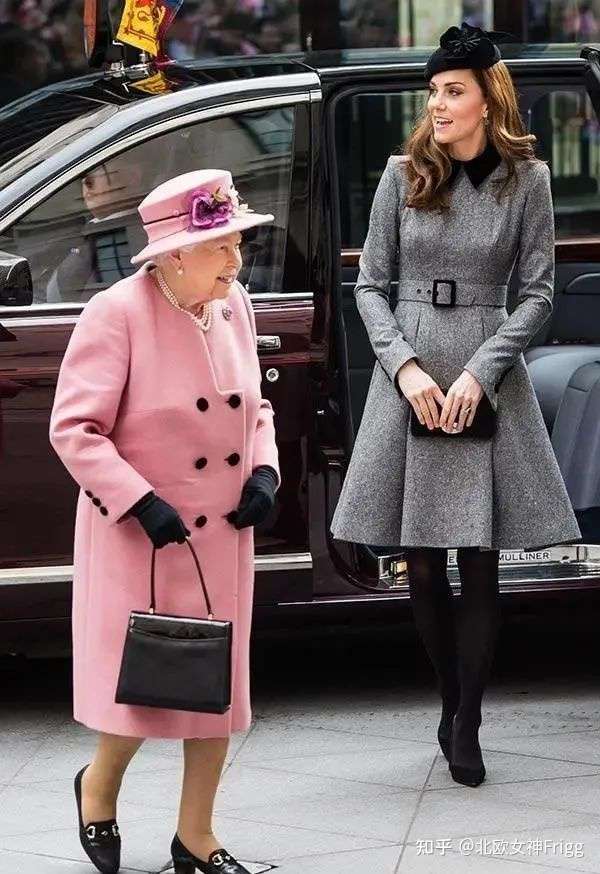 威廉王子成为国王后 凯特王妃的妈妈会获得王室头衔吗 知乎