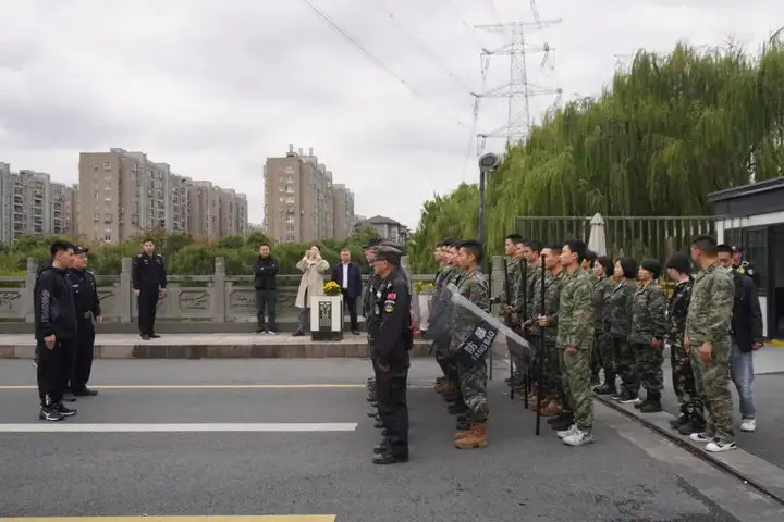 筑牢安全防线 守护平安校园 | 塘栖校区反恐防暴安全演练(图1)