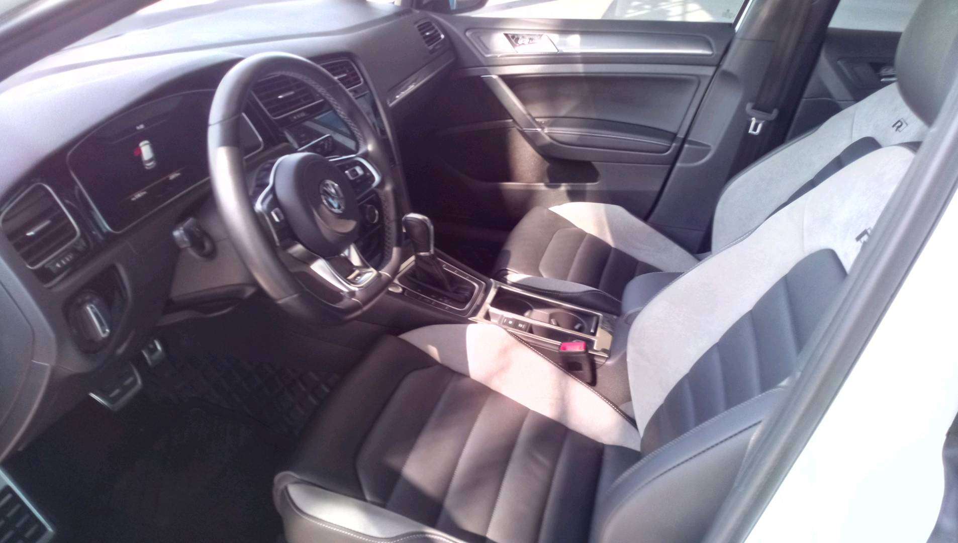 石家庄瑞诚二手车市场 的想法: 大众 高尔夫 2020款 280tsi dsg r