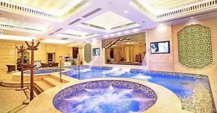 这里的生态环境一级棒，酒店地处粤港澳大湾区“后花园“