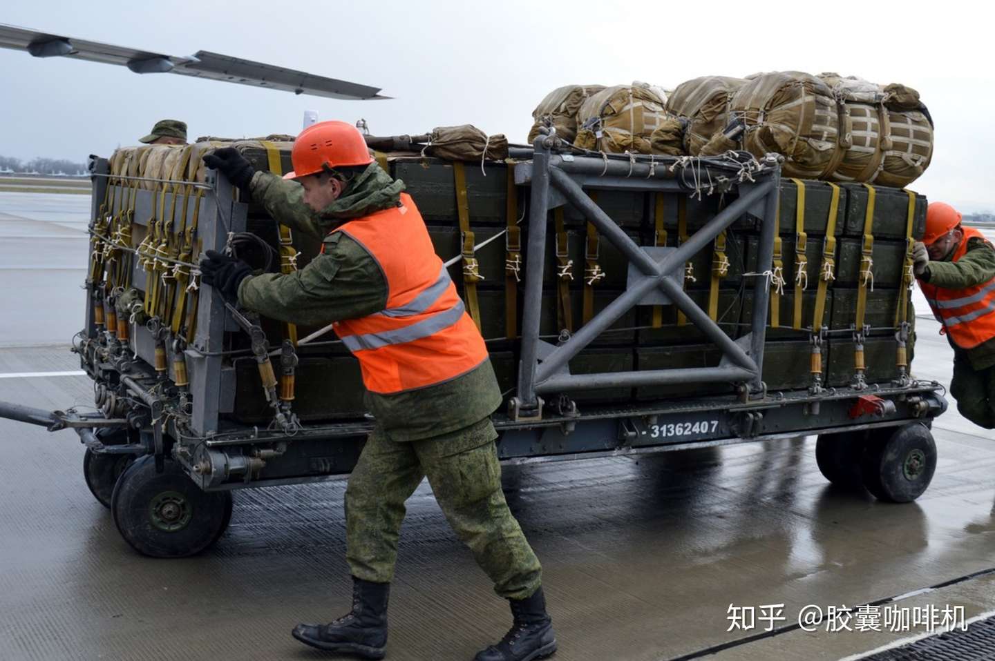 浅谈苏系空降战车重装空投技术 知乎