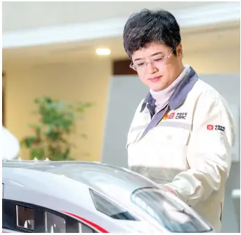 复兴号总设计师——梁建英