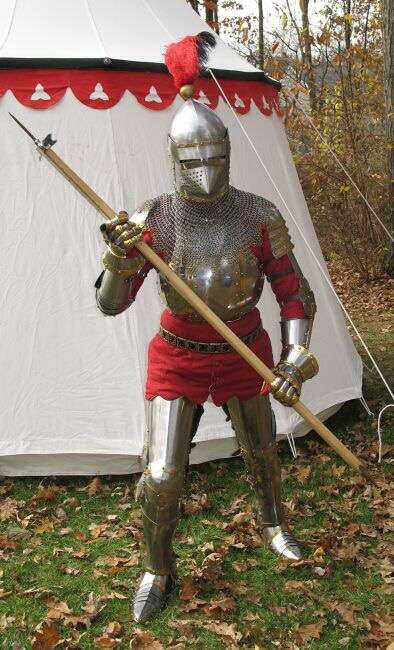 历史上有哪些真实存在的巨型近战冷兵器?