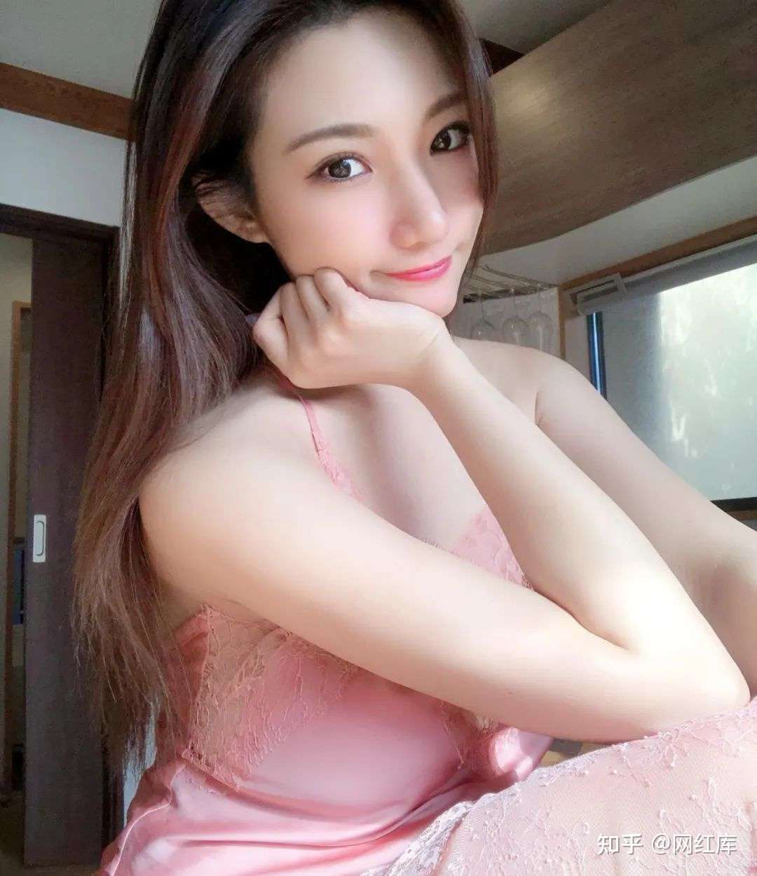 INS美女|宅男女神网红Sica，性感妩媚图片集 Facebook-第5张