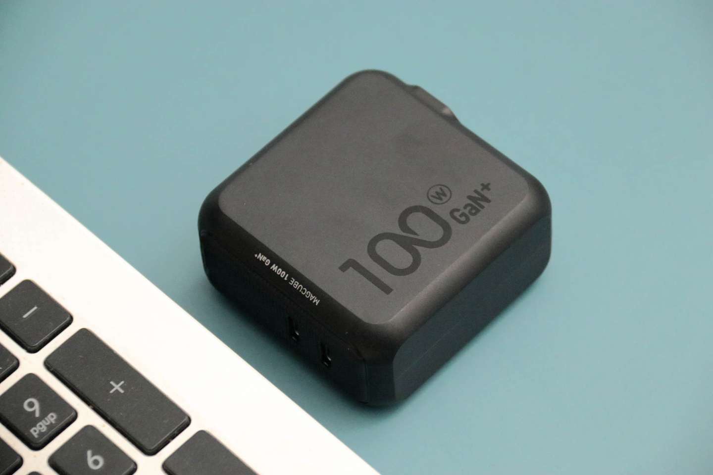 Aohi Magcube 100W氮化镓充电器评测:小身材大能量,高效又便携