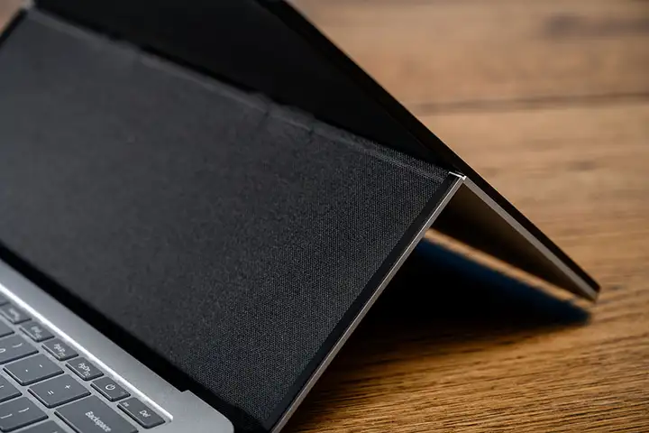 Microsoft Surface Laptop Studio 3 v2 8278ec3b4ad8a92d93d018af667edd7a 720w
