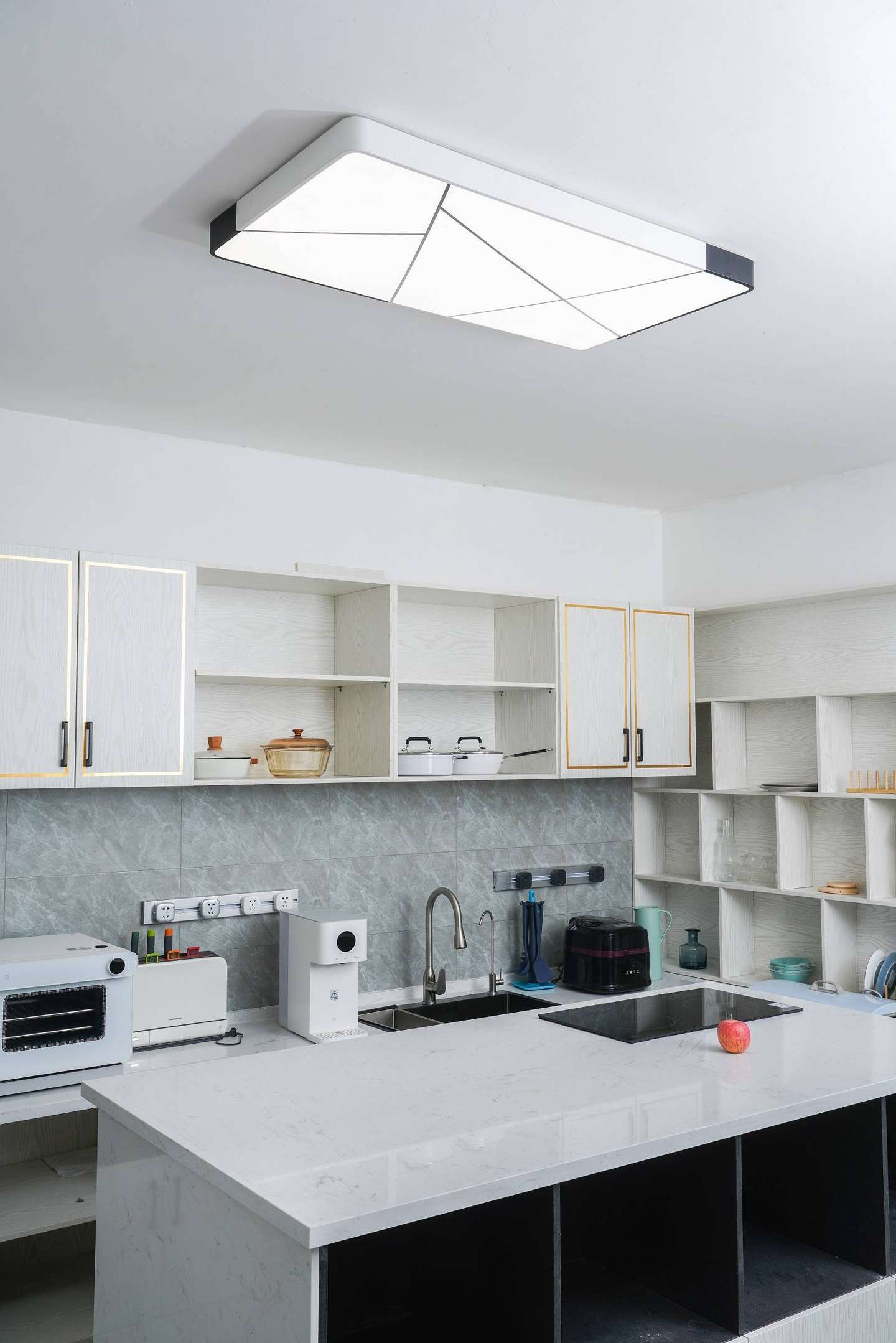 买木板找木匠打厨柜好省钱 老纪的平米厨房低价装修过程 知乎