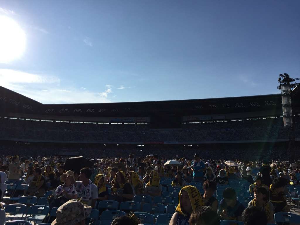 第一排 Mr Children Thanksgiving 25 Live Report 8 6 日産スタジアム 知乎