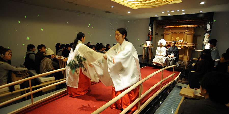 日本的传统婚礼 神前式 知乎