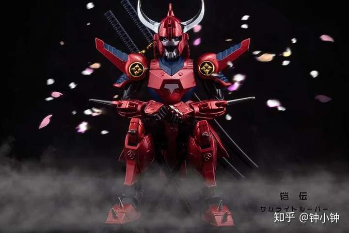 一眼就唤醒了记忆中的火焰神盔甲,怎么