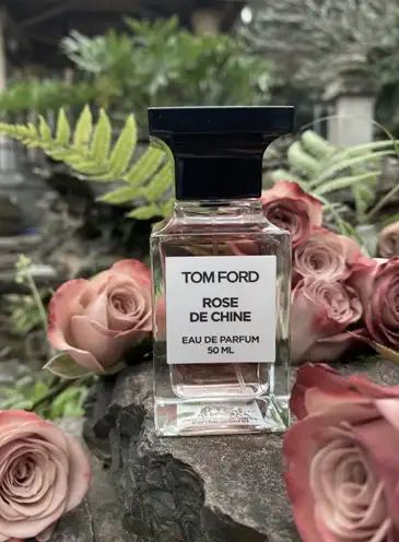 小枕の香评合集】美艳动人——TOM FORD三款欲感玫瑰香水评测- 知乎