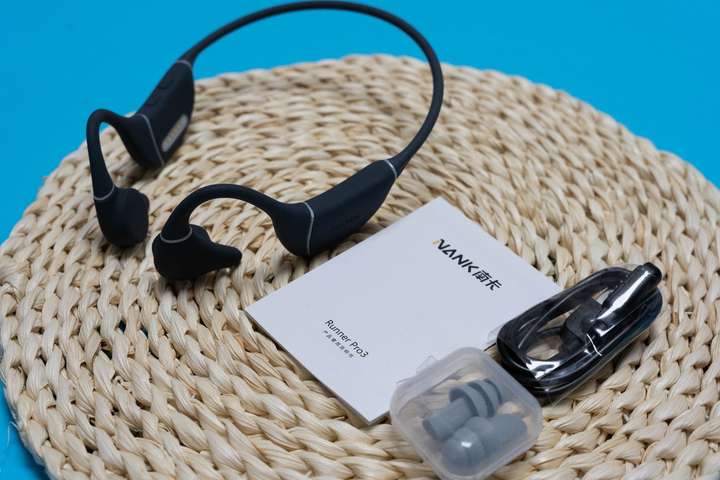 越级音质体验，16G大内存加持，南卡Runner Pro3骨传导耳机测评