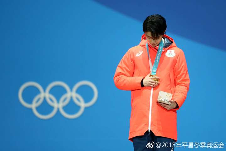 羽生结弦平昌金牌图片