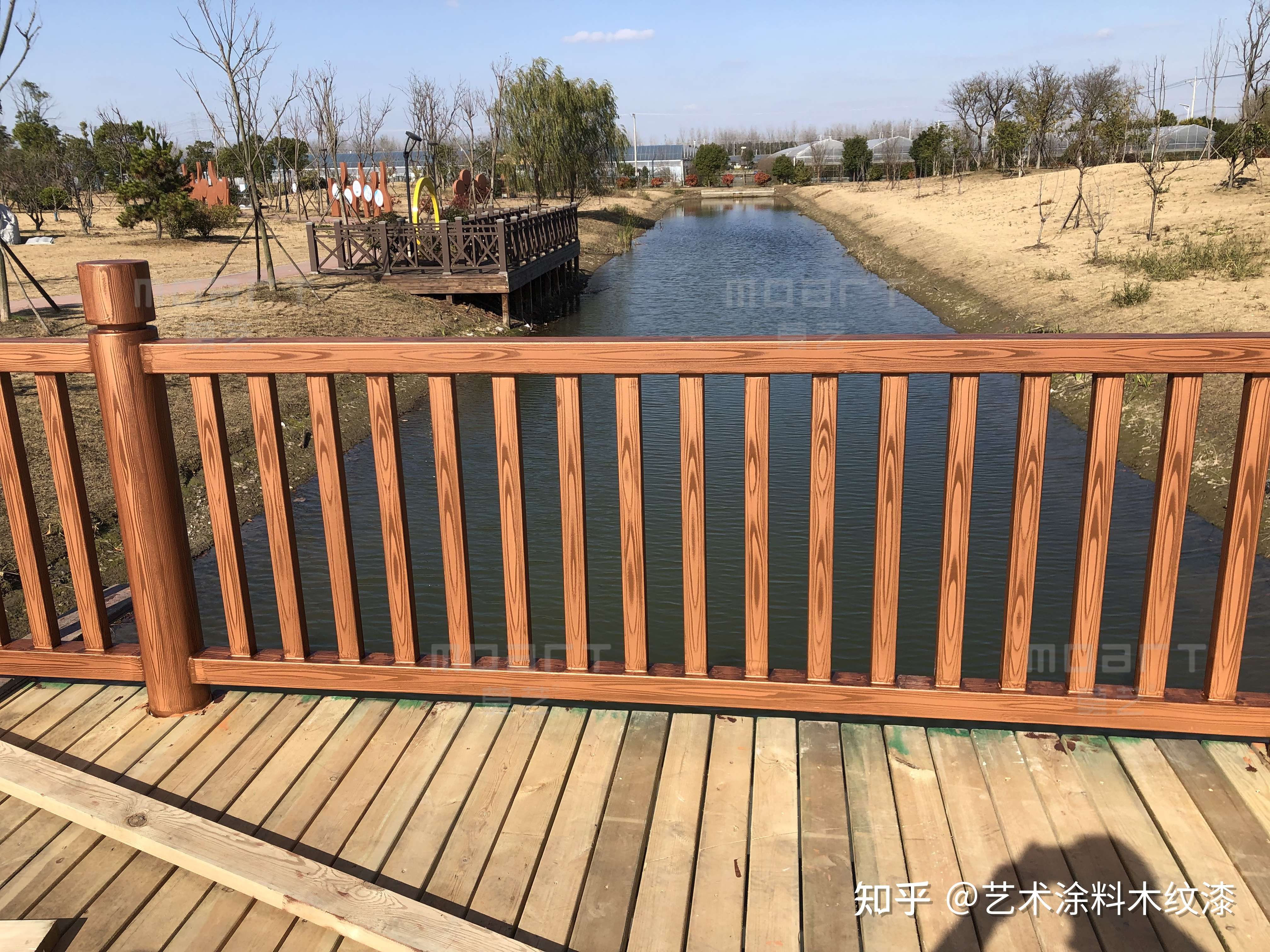 艺术涂料木纹漆 的想法: 桥边护栏,仿木纹漆施工结束 - 知乎
