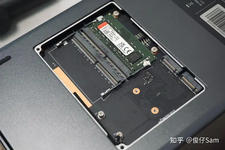 绿联 DX4600 评测:DIY 属性更强,依然易上手
