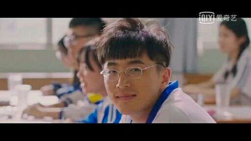 全身蓝色的人电影叫什么名字 v2-95e978d45e46c1cdd317513e40fab799_720w.jpg?source=1940ef5c