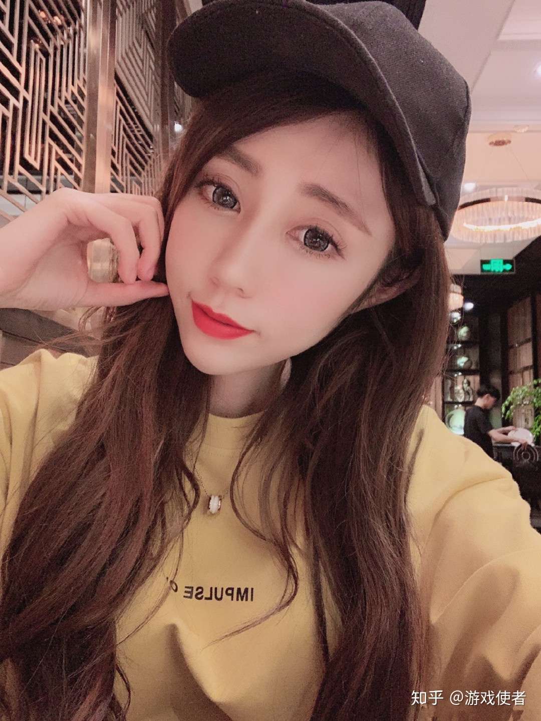 狼人杀女玩家大秀好身材 自称是c绰绰有余 虎牙jy 肯定对a 知乎