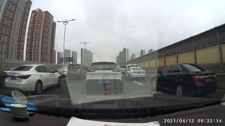 怎么算是黑车 v2-9b7ff27cf0d72b8d6ff9563a76f2eff4_720w.jpg?source=1940ef5c
