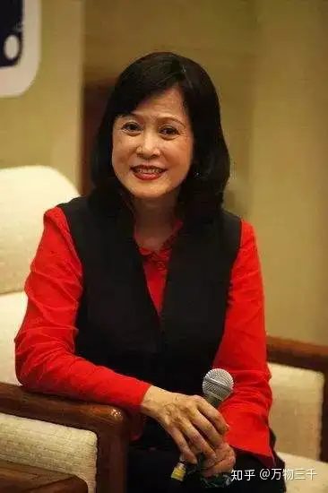 她被宗萨仁波切称为最好的女性入世修行者读懂她就读懂了爱