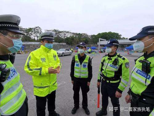 沈阳男子插队遭拒之后 殴打防疫民警 造成民警多处软组织挫伤 知乎