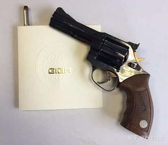 国产80式手枪 闭门造车的落后产物 设计灵巧但难掩失败 知乎