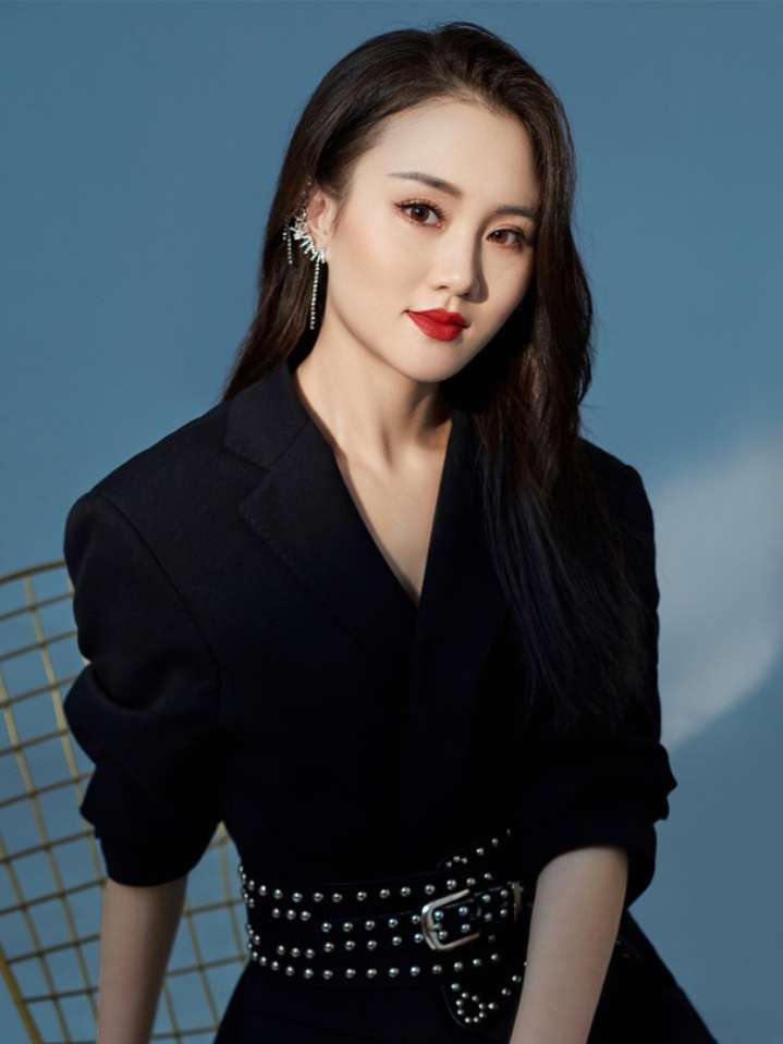 云淡风轻 的想法: 贵州网红歌手二小姐 | 二小姐真实姓名:万… - 知乎