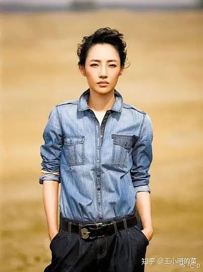 图文白百合商业演出费植入翻包录制祝福语视频白百合出场费是多少