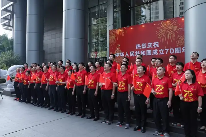 亚运会全场观众唱《我爱你中国》（亚运会全场观众唱《我爱你中国》视频） 第5张