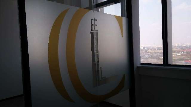 玻璃磨砂膜的好处和在各应用领域的作用分别有哪些