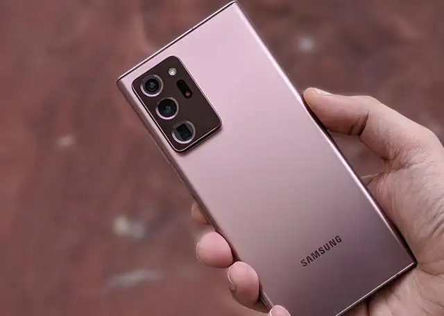 圍觀三星galaxynote20ultra初測大膽的改變流暢明亮的屏