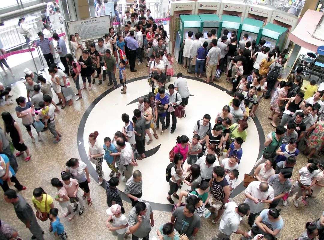 看病要钱 去医院排队要命 知乎