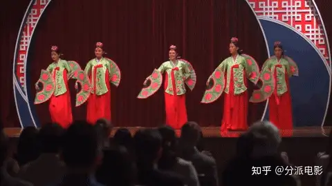 《爱你的基蒂》超级狗血玛丽苏,网飞又来辣眼睛!