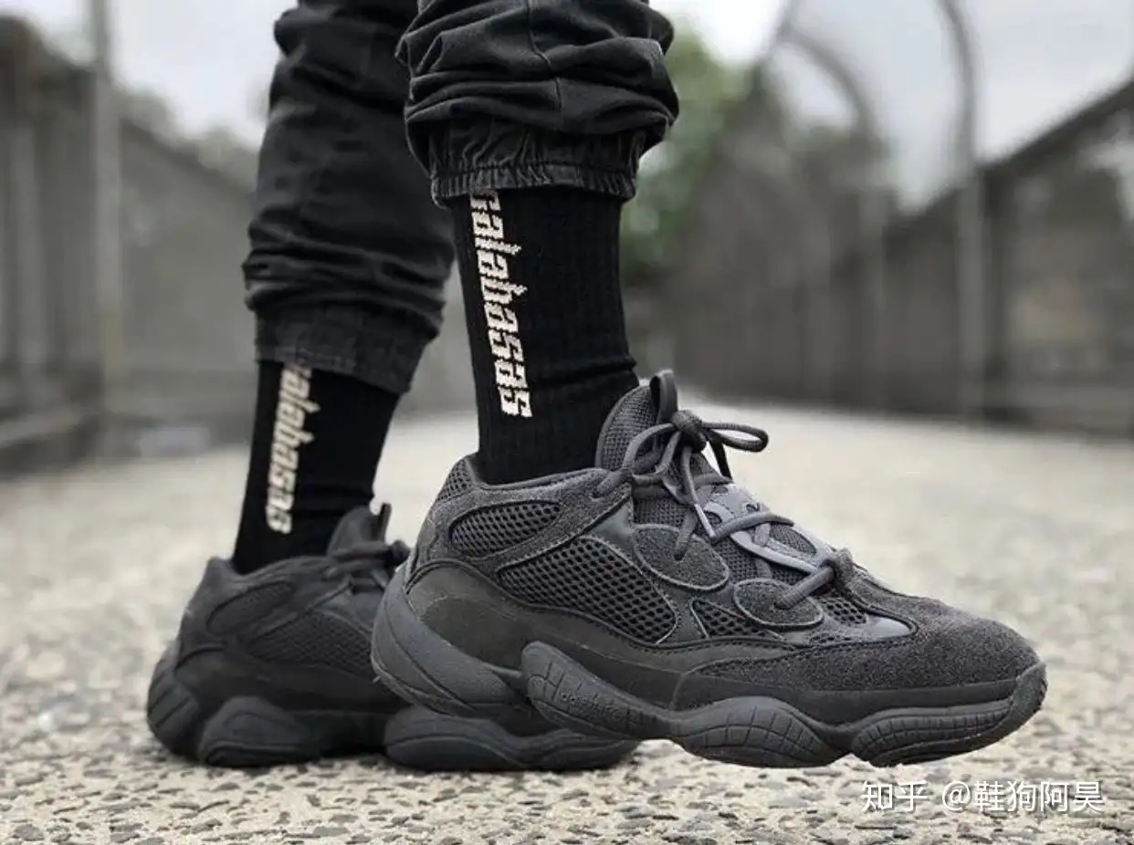 黑武士”回归！Yeezy 500 Utility Black 小程序登记已开启！ - 知乎