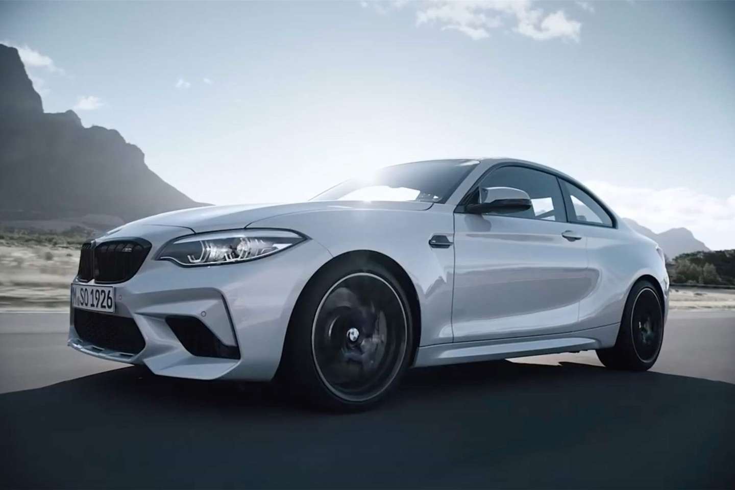 三年车龄的宝马m2保值率直逼超跑 网友 这价格谁还买新三系 知乎