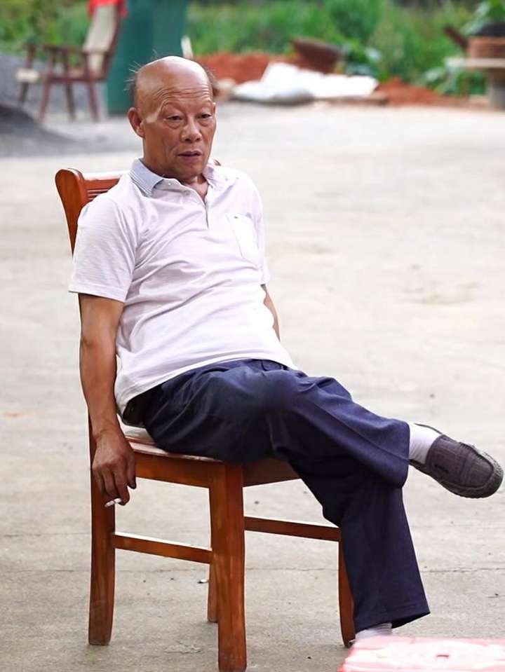 美食作家王刚和他四伯的关系怎么看起来比和他爹还好?