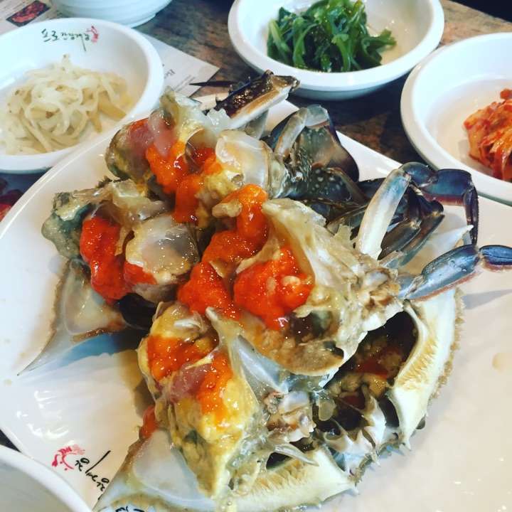 韩国酱蟹和中国醉蟹图片