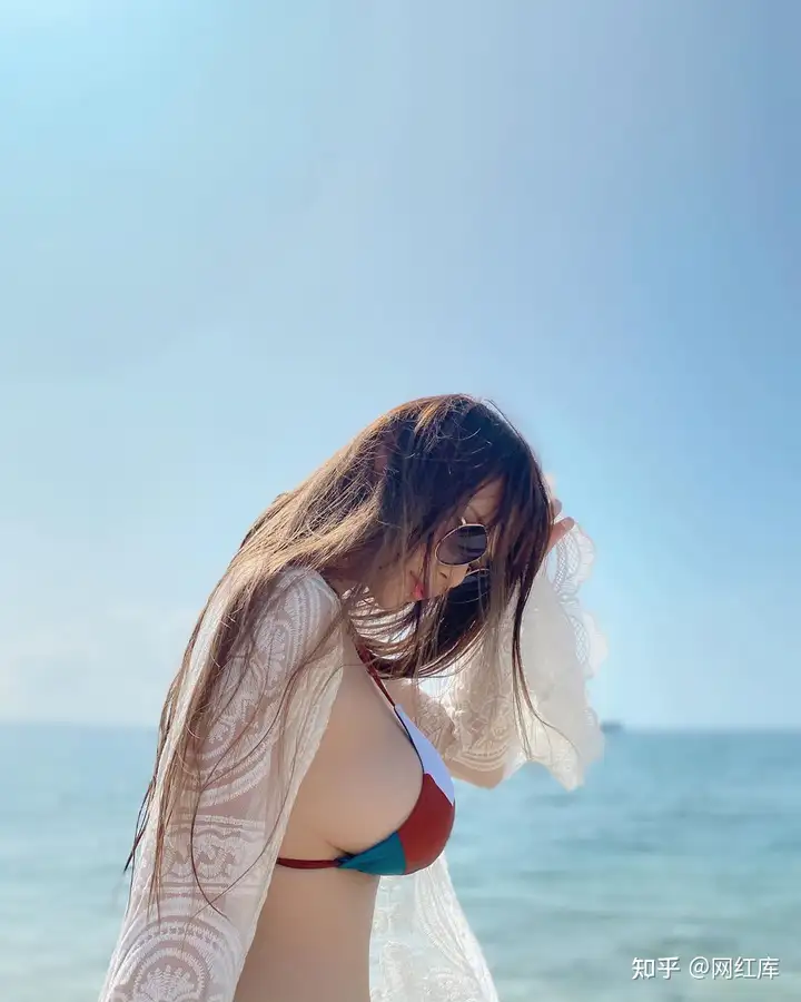 台湾网红美女Summer谢桑墨超狂暴的好身材 Facebook-第3张