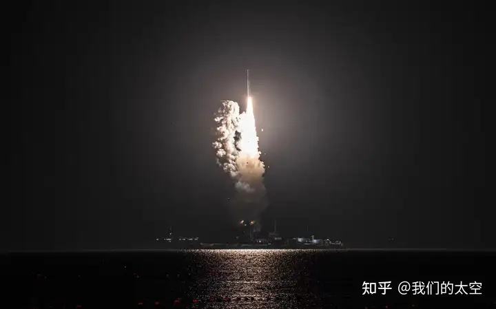 【快讯·航天】海上升明焰！！我国长十一火箭成功发射微厘空间北斗低轨导航增强系统S5/S6试验卫星