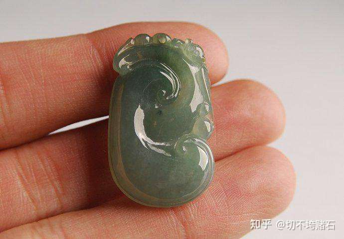 油青翡翠是什么 到底值不值钱 知乎