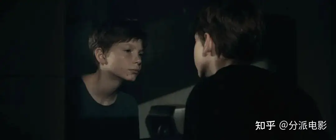 电影《瘟疫》97%好评，这部R级大尺度太狠了