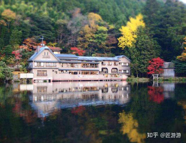 日本最 神奇 的湖 一半似温泉 一半却很清凉 四周风景美如画 知乎