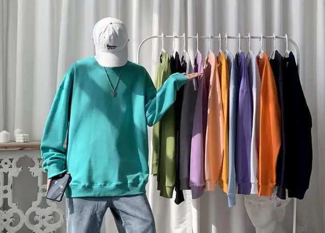 T社 <em>企业</em>秋冬<em>卫衣</em>工作服这样<em>定制</em>，新潮百搭