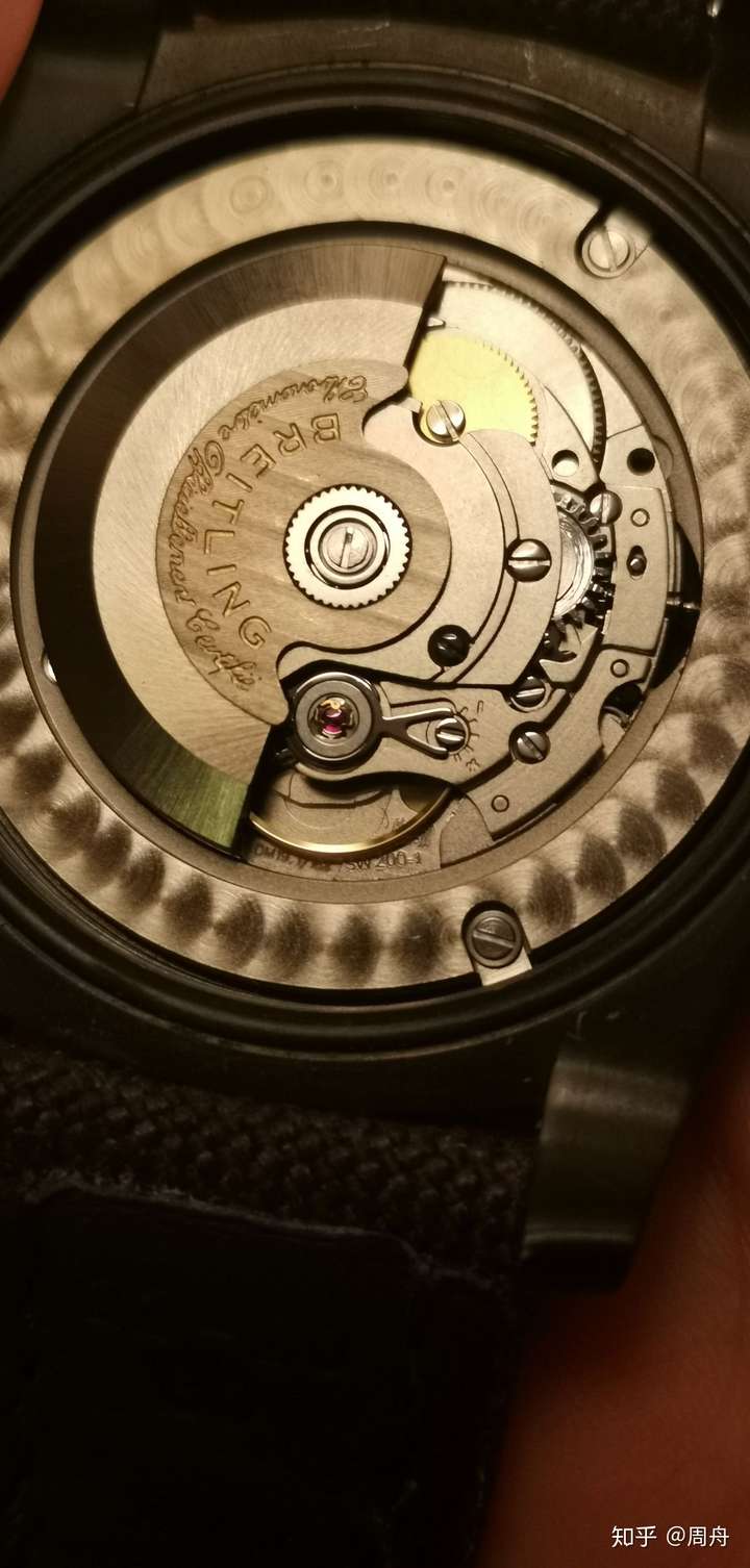 这个是sw200机芯么