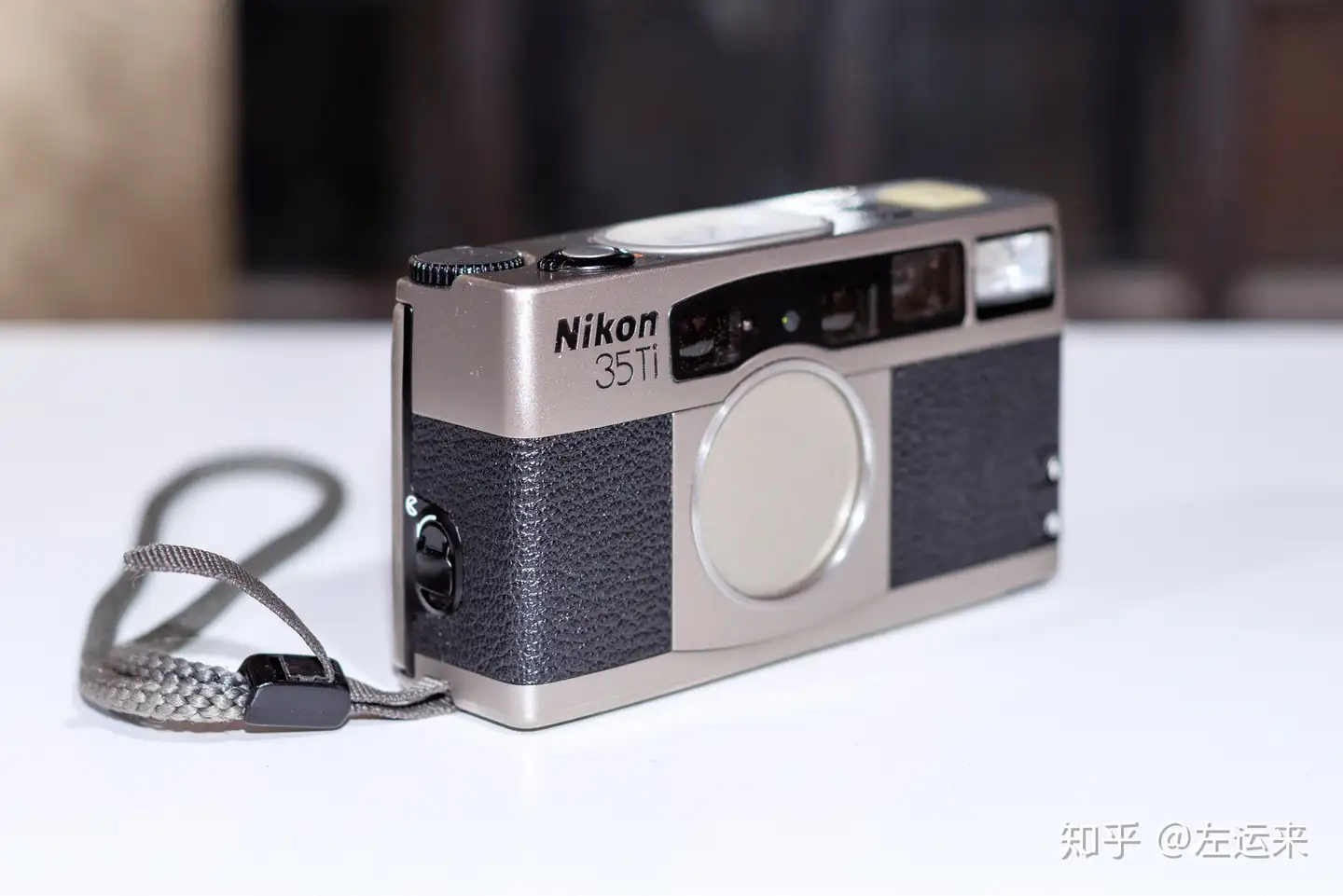 尼康经典：Nikon 35Ti高级袖珍相机- 知乎