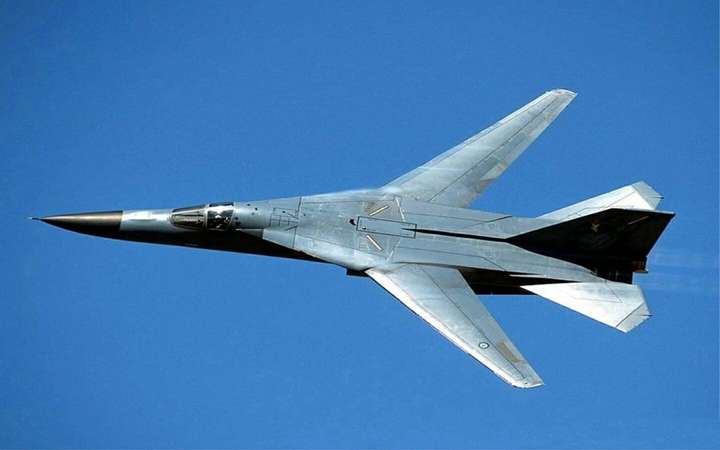 �ɱ�ʽ��������f111����ս����ը���������ʵ���Ϳɱ�ʽ�������ɻ�����С���b1