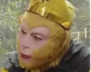 这对闪闪发光的双眼皮贴如同孙悟空的火眼金睛一般深入人心.