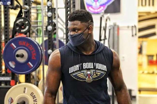 从加入杜克开始,体重是否会增加锡安-威廉森职业生涯的伤病隐患不绝于