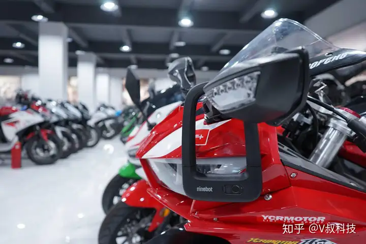 偷车是不可能的，这辈子都不可能的！九号智能指纹锁只有我能开！