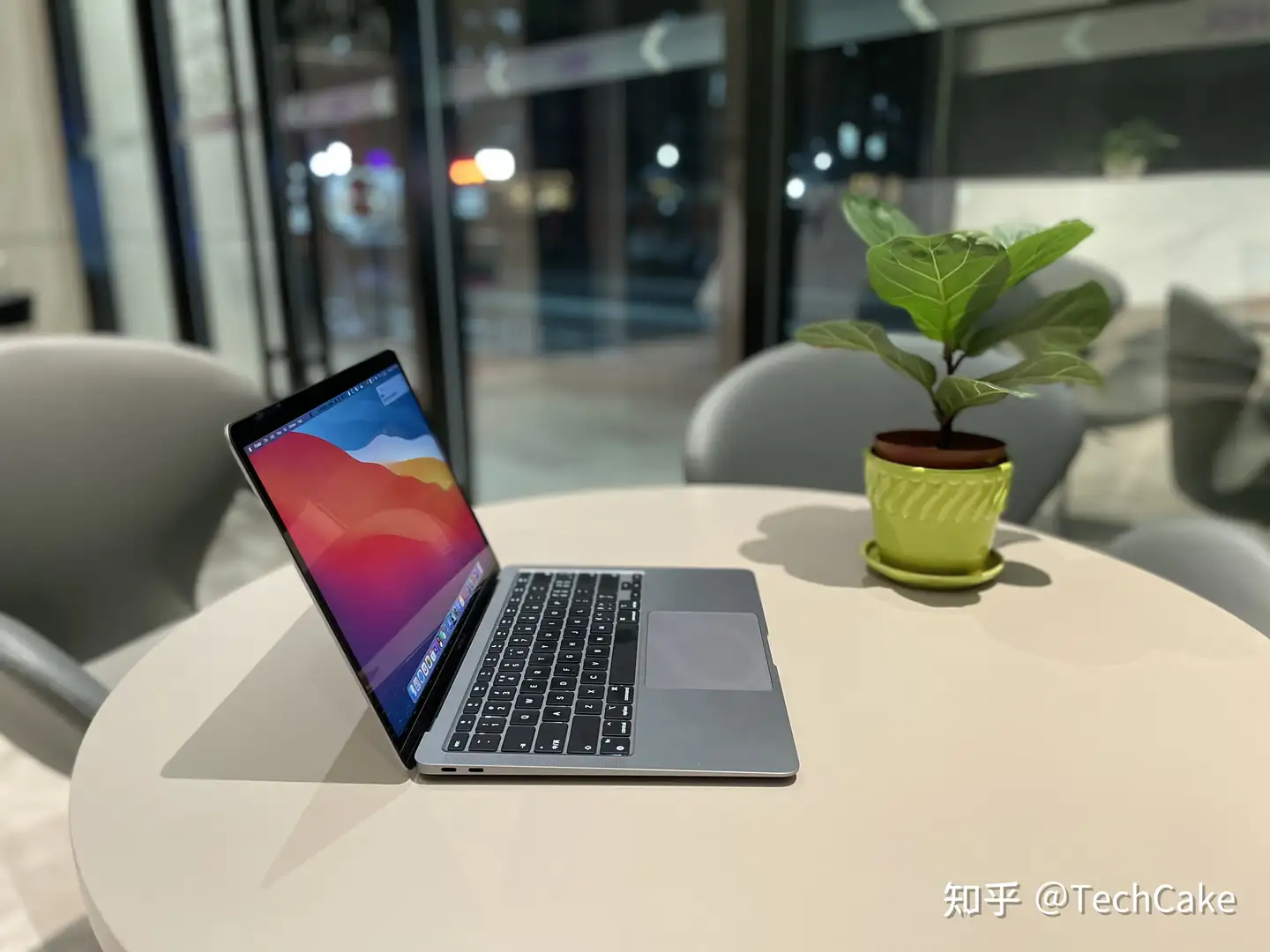 M1 MacBook Air 使用体验如何？ - 知乎